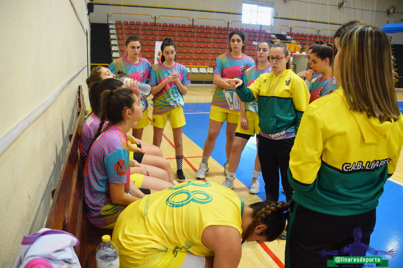 Palacete Mª Rosa golpea primero en la final JUN-FEM